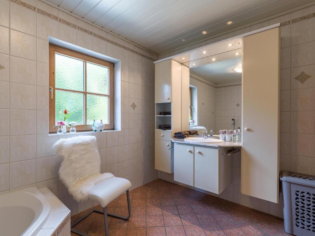 Ferienwohnung "Zum See" Maurach (Achensee) Room photo